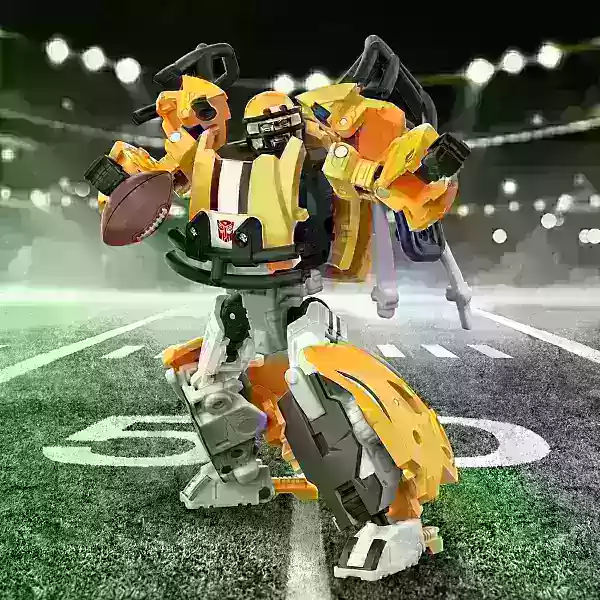 Preorder Ngayon: Mga Transformer X NFL Helmets figure
