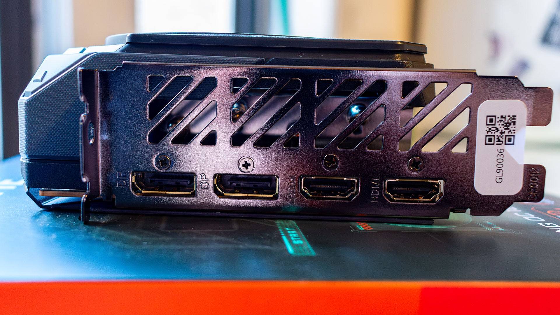 AMD Radeon RX 9070: Đánh giá và phân tích chuyên sâu
