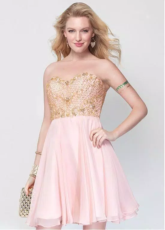 Homecoming Dresses ဖန်သားပြင်ဓာတ်ပုံ 1