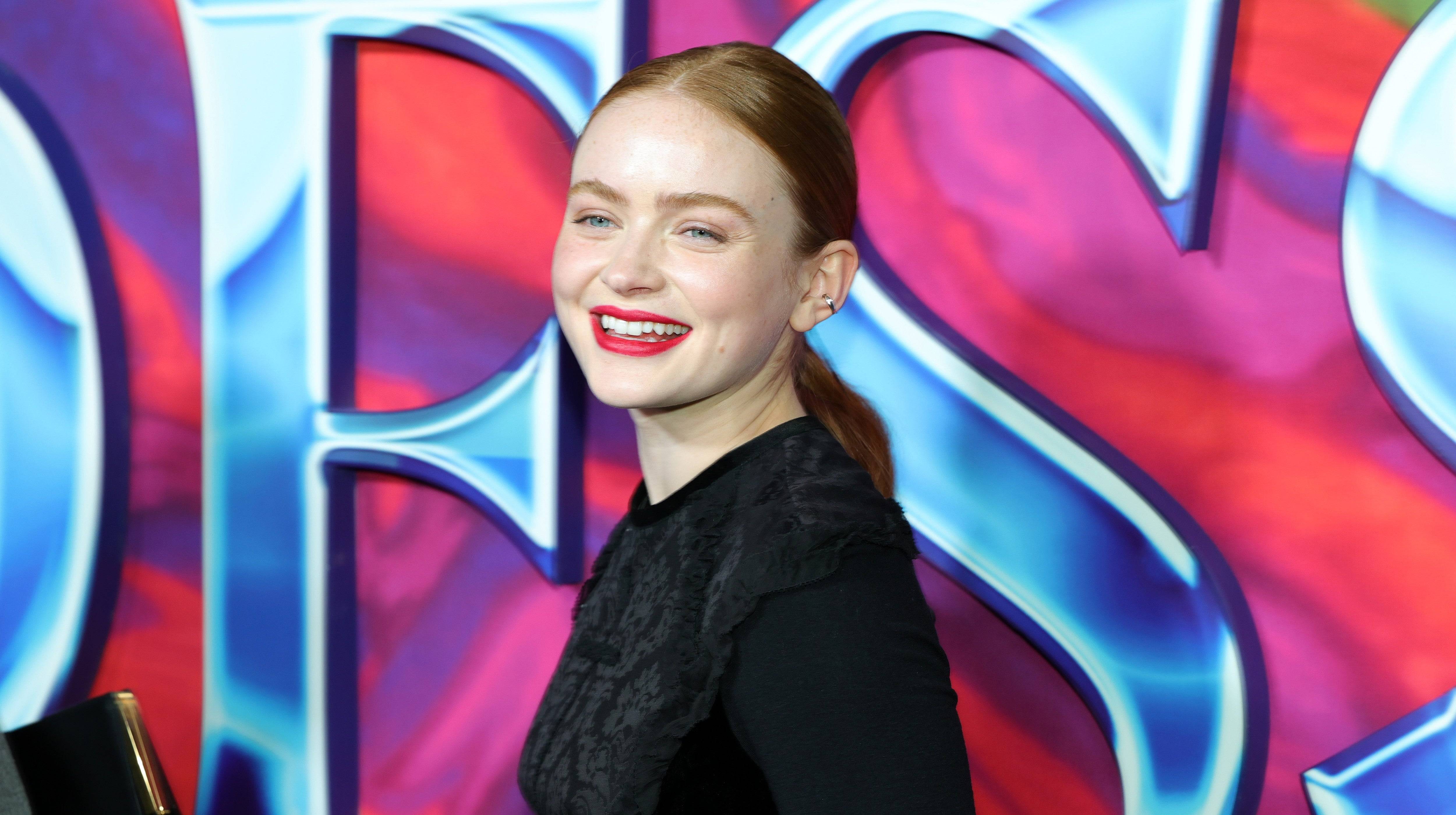 “萨迪·康（Sadie Sink）与汤姆·霍兰德（Tom Holland）一起加入蜘蛛侠4演员，可能是让·格雷（Jean Gray）或玛丽·简（Mary Jane）”